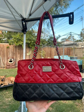 Nine West red and black purse